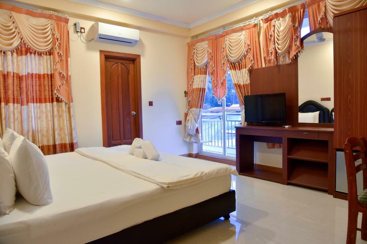 Nalaveshi Inn Huraa Buitenkant foto