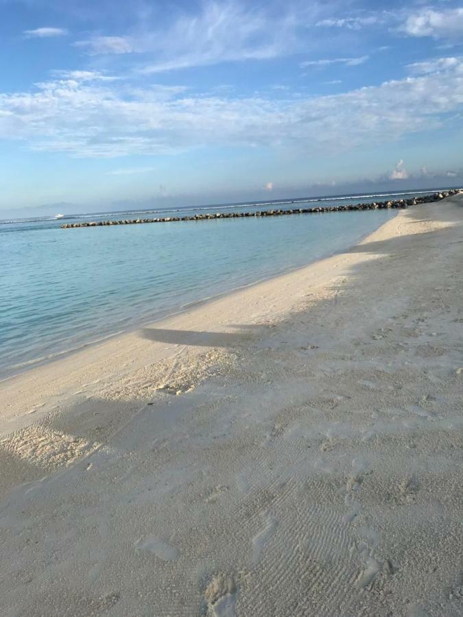 Nalaveshi Inn Huraa Buitenkant foto